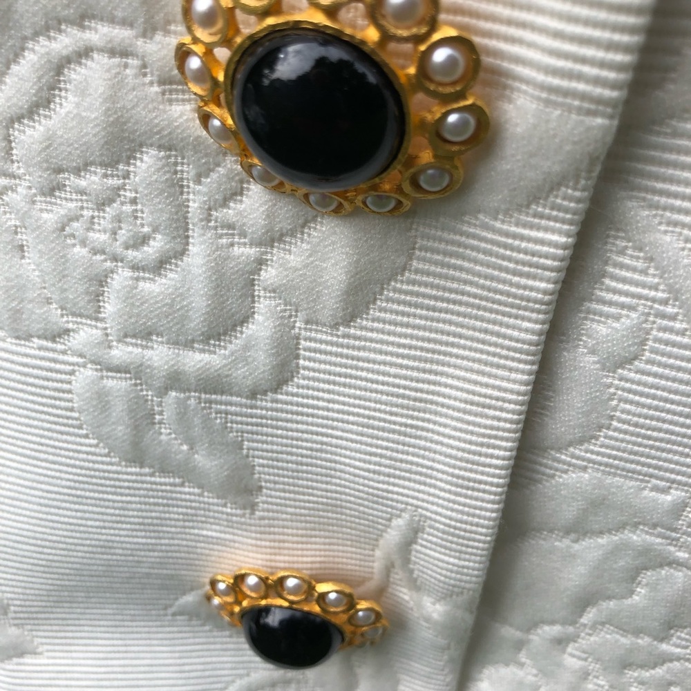 Albert Nipon Suit Size 16 - image 5